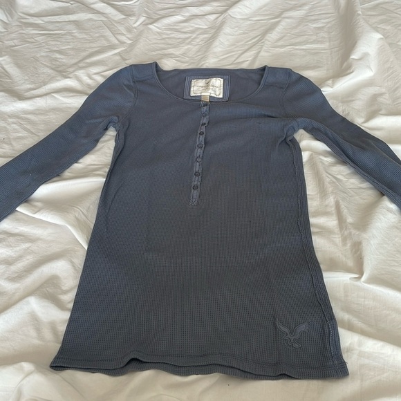 American Eagle Henley Type L/S Top. Small Petite - Picture 2 of 6